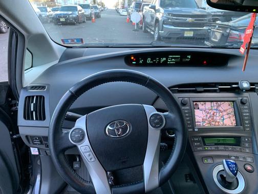 2010 Toyota Prius V