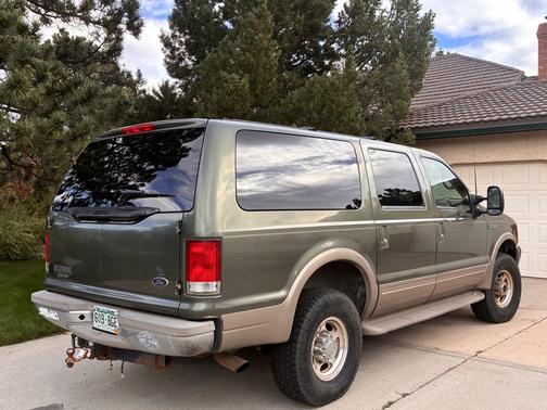 Green 2000 Ford Excursion Limited 4WD