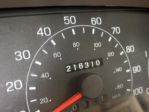 Green 2000 Ford Excursion Limited 4WD