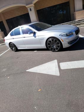 2011 BMW 528 i