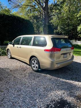 Gold 2012 Toyota Sienna Base
