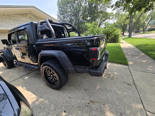 2020 Jeep Gladiator Sport S