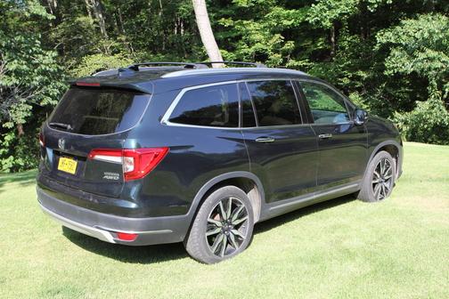 2019 Honda Pilot Touring 8-Passenger