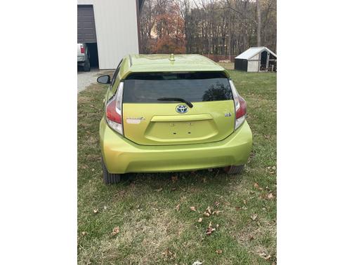 2015 Toyota Prius c Three