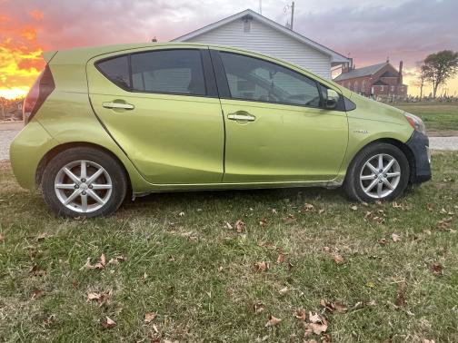 2015 Toyota Prius c Three