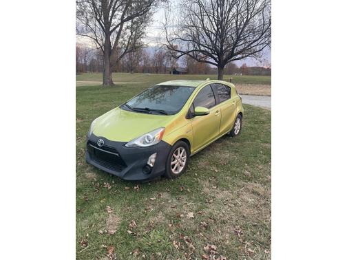 2015 Toyota Prius c Three