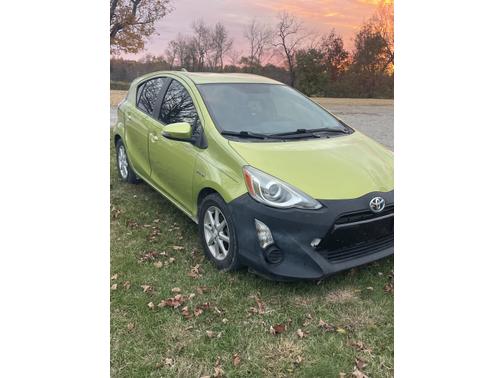 2015 Toyota Prius c Three