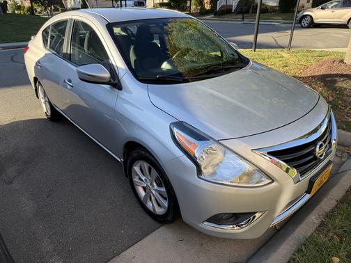 Silver 2016 Nissan Versa 1.6 SL