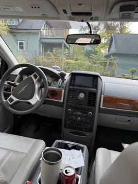 2008 Chrysler Town & Country Touring