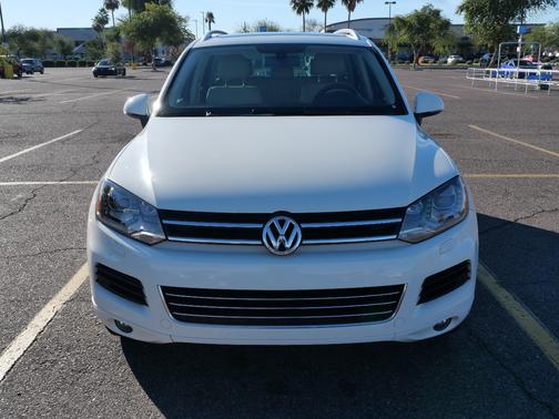 2012 Volkswagen Touareg VR6 Sport