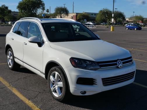 2012 Volkswagen Touareg VR6 Sport