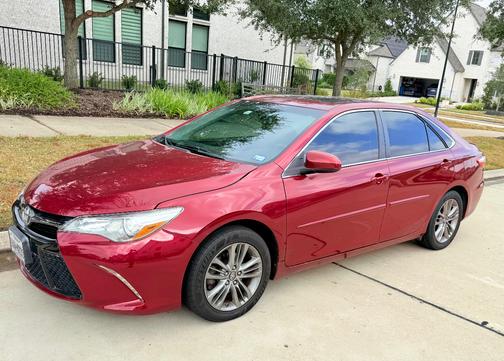 2016 Toyota Camry SE