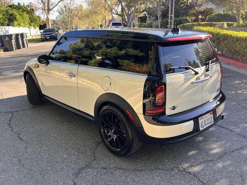 2010 MINI Cooper Clubman Base