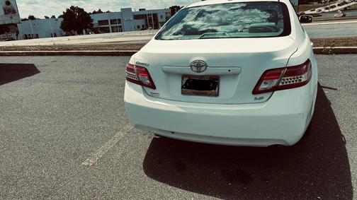 White 2011 Toyota Camry LE