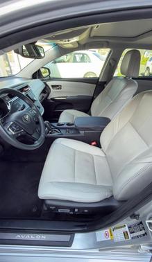 2014 Toyota Avalon Hybrid Limited