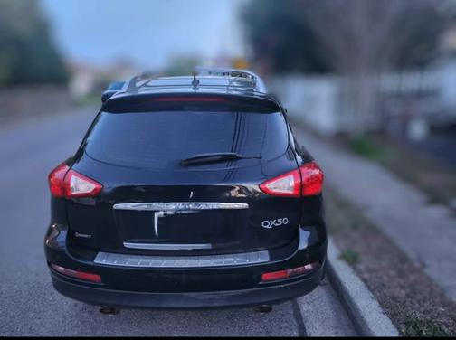 Black 2014 INFINITI QX50 Journey
