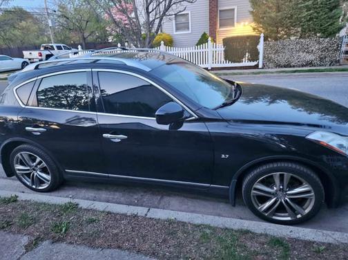 Black 2014 INFINITI QX50 Journey