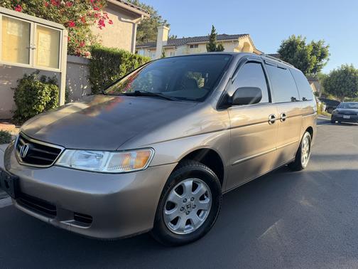 Brown 2003 Honda Odyssey EX-L