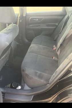 Black 2015 Nissan Altima 2.5 SV