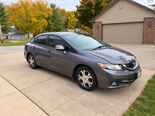 Gray 2013 Honda Civic Hybrid Base