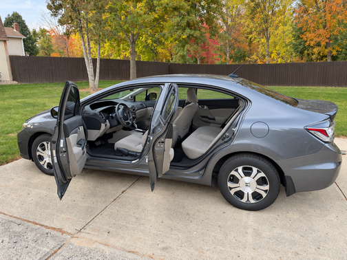 Gray 2013 Honda Civic Hybrid Base
