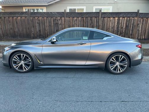 2018 INFINITI Q60 3.0t LUXE