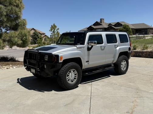 2010 Hummer H3 Base