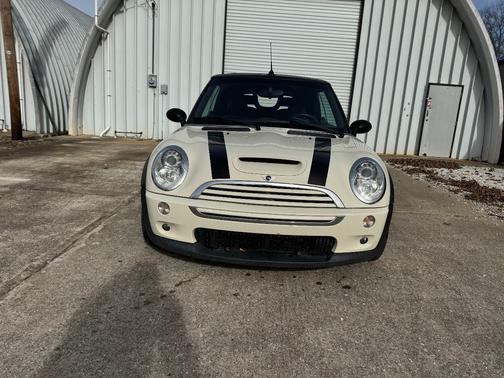2006 MINI Cooper S Base