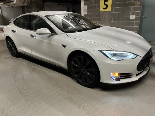 2015 Tesla Model S P85D