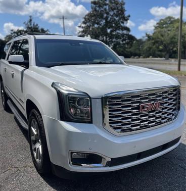 White 2019 GMC Yukon XL Denali