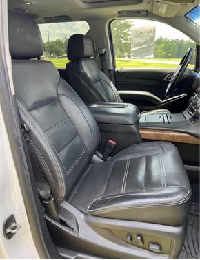 White 2019 GMC Yukon XL Denali