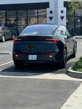 2026 Tesla Model Y Premium RWD