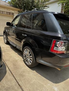 Black 2010 Land Rover Range Rover Sport HSE