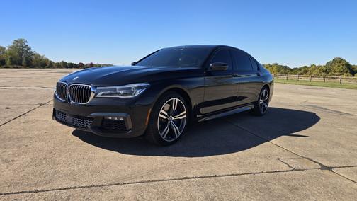 2018 BMW 750 i