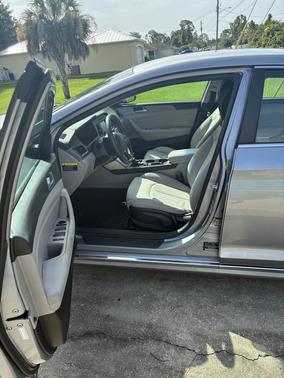 Silver 2016 Hyundai SONATA Hybrid SE