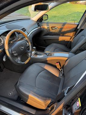 Black 2008 Mercedes-Benz E-Class E 550