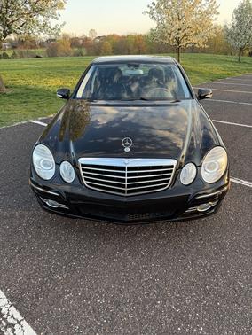 Black 2008 Mercedes-Benz E-Class E 550