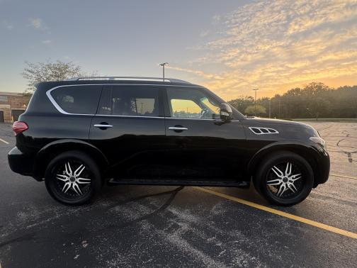 2012 INFINITI QX56 Base
