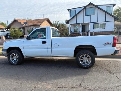 2004 Chevrolet Silverado 1500 Work Truck