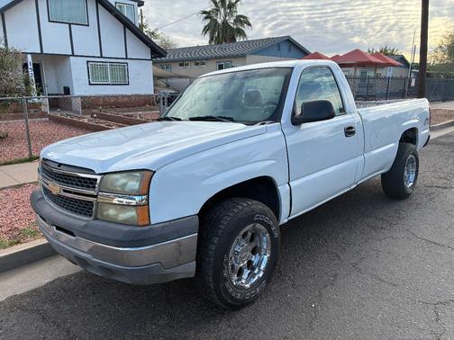 2004 Chevrolet Silverado 1500 Work Truck