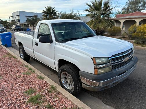 2004 Chevrolet Silverado 1500 Work Truck