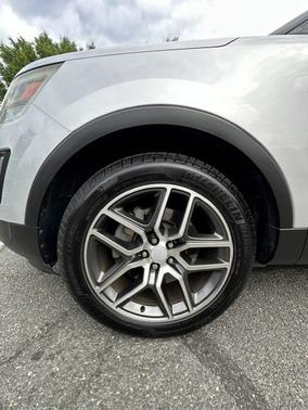 Silver 2016 Ford Explorer Sport
