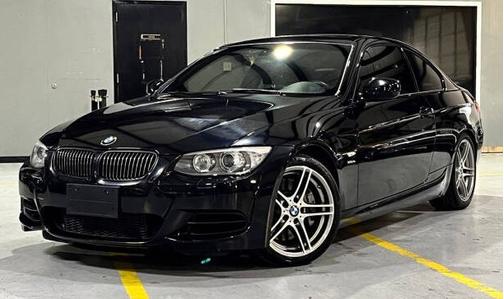 2011 BMW 335 is