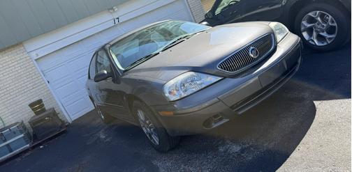 Beige 2005 Mercury Sable GS