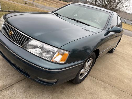 1999 Toyota Avalon XLS