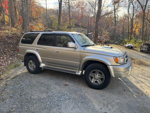 2000 Toyota 4Runner SR5 4WD