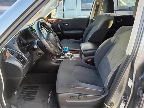 2017 Nissan Armada SV