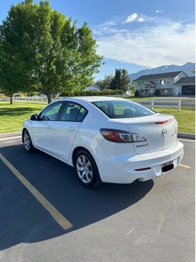 2012 Mazda Mazda3 i Sport