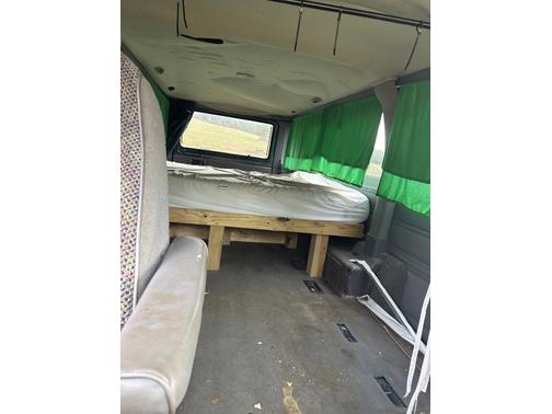 2000 Dodge Ram Wagon 3500 Maxi Wagon
