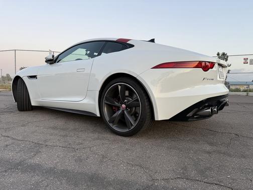 2015 Jaguar F-TYPE R